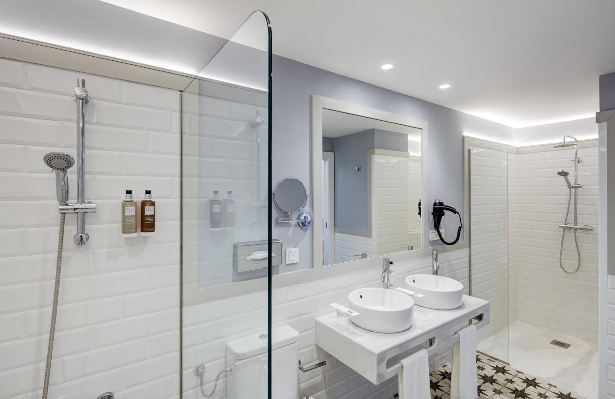 Sercotel Granada Suites Екстериор снимка