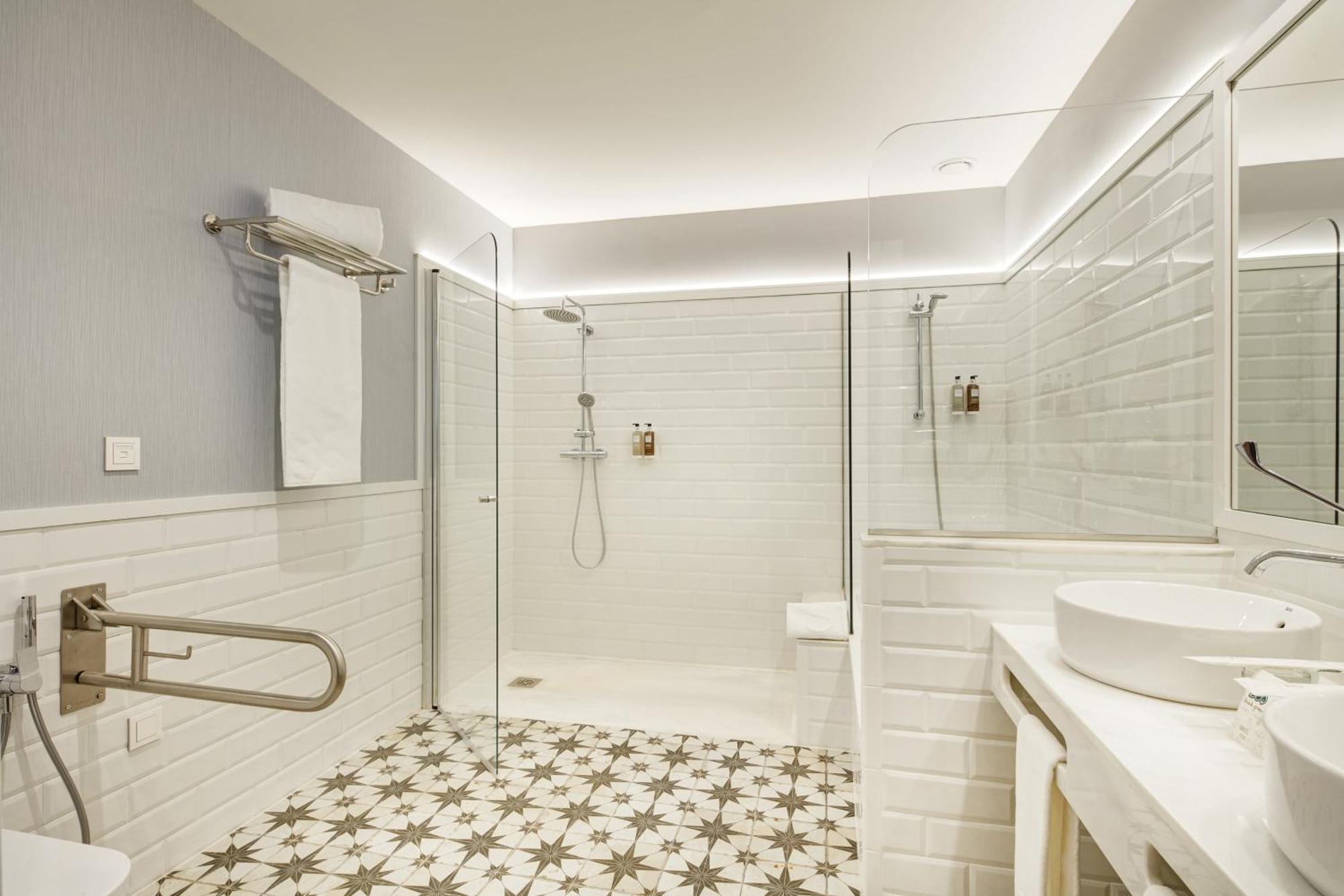 Sercotel Granada Suites Екстериор снимка