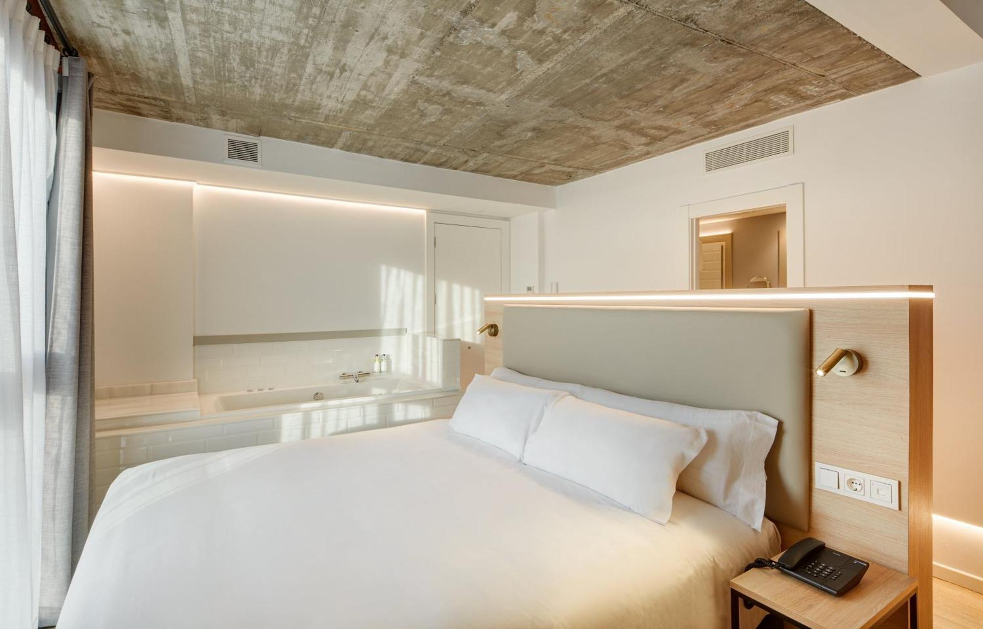 Sercotel Granada Suites Екстериор снимка