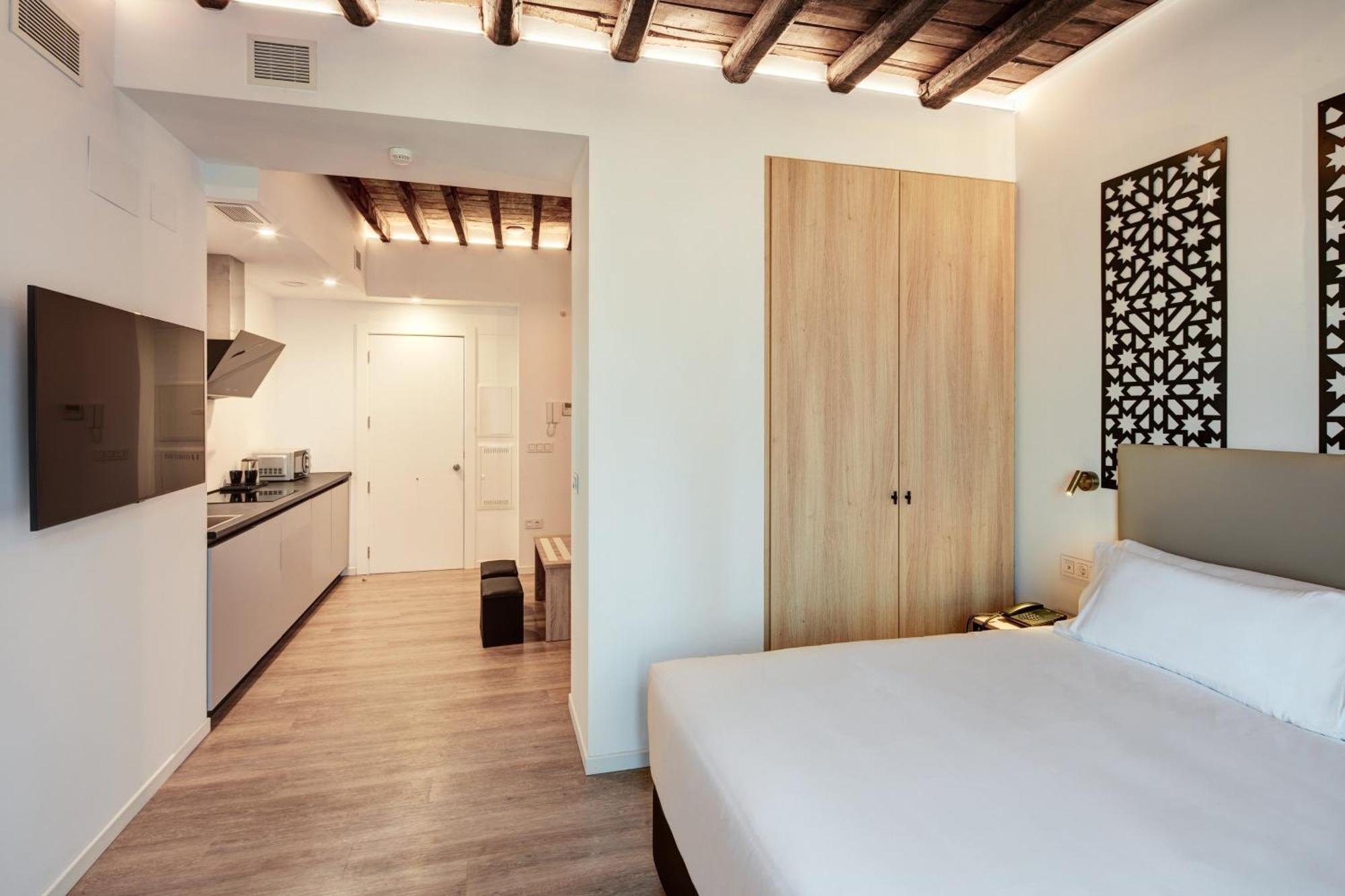 Sercotel Granada Suites Екстериор снимка